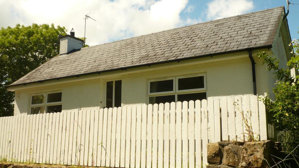 Craigalappan Cottages Holiday Home Бушмілс Екстер'єр фото